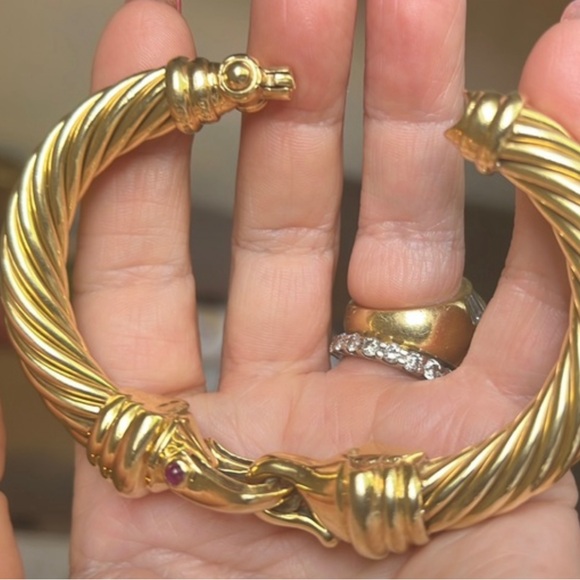 David Yurman 60.7 grams 18kt / 750 solid yellow gold bracelet w cabochon rubys - Picture 7 of 15